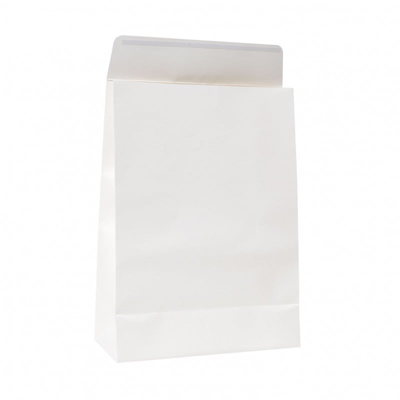 Presentpåse vit kraft med tejpflik - 1