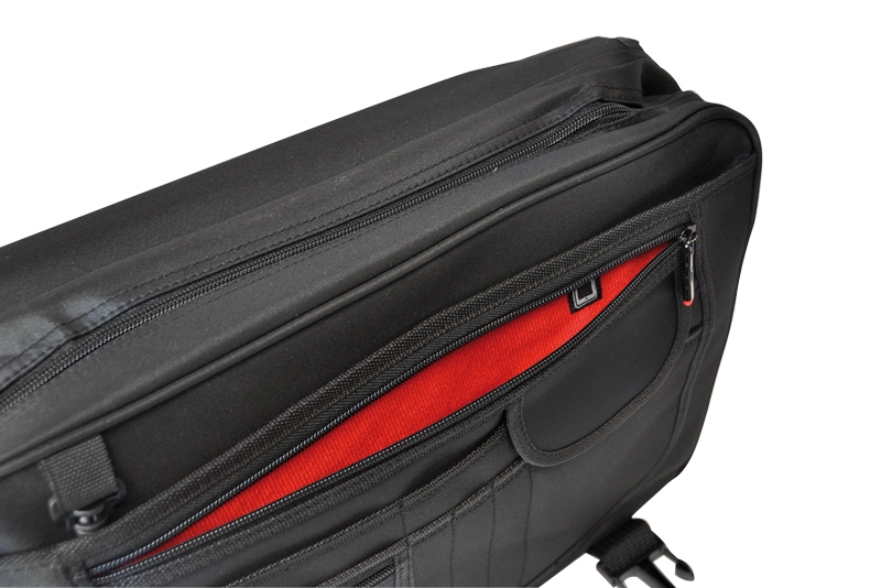 Datorväska Monolith Motion Fast 15,6 - 2