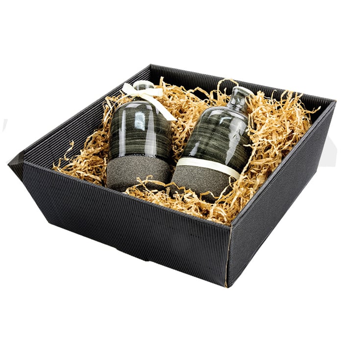 Kartongbricka svart veckad well - 2