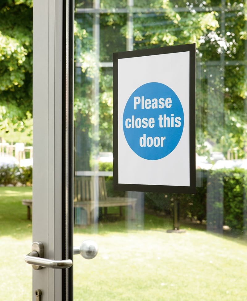 Duraframe A4 självhäftande skyltramar - 2