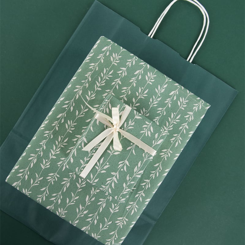 Presentpapper Bladslinga grön/vit - 6