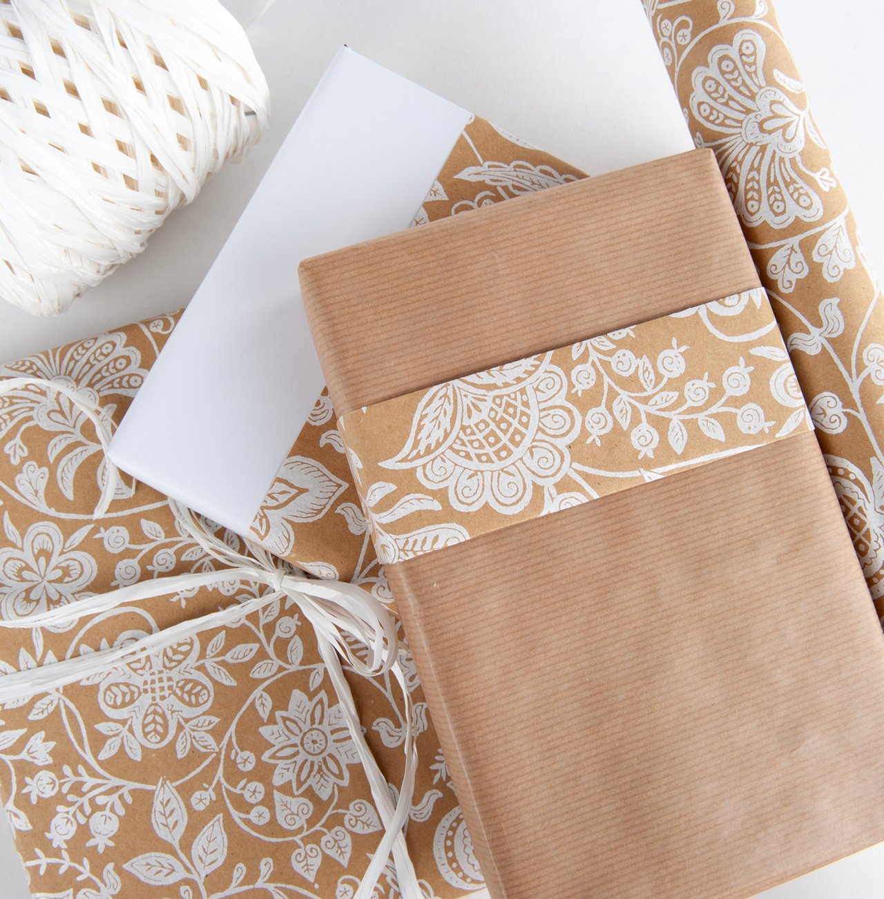 Presentpapper Florenz white - 2