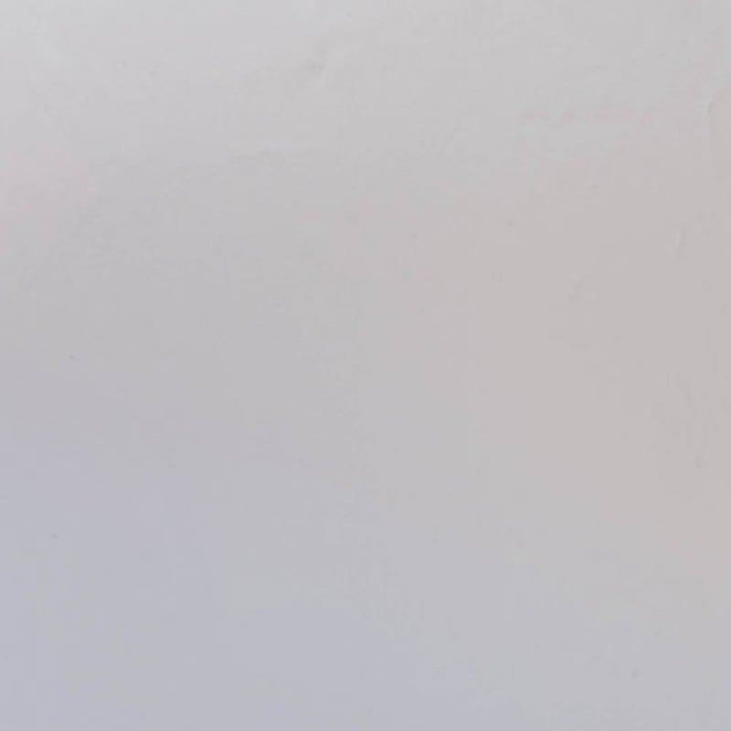 Silverfärgat presentpapper