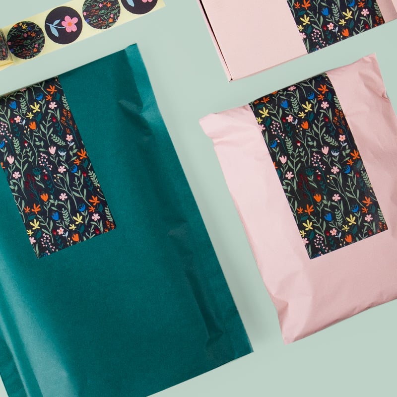 Förslutningsetikett i mönstret "Garden Black" - 1