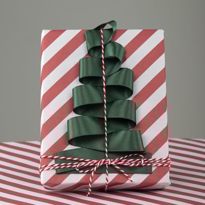 Presentpapper Diagonal red