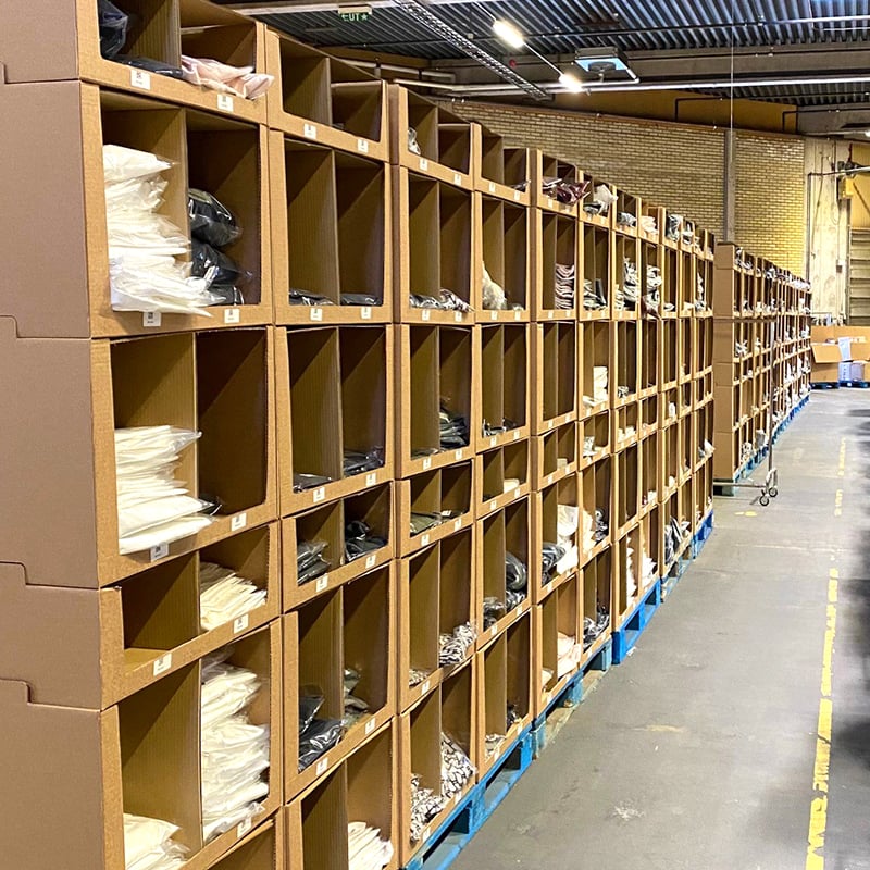 Lagerhylla i kraftig well - 9