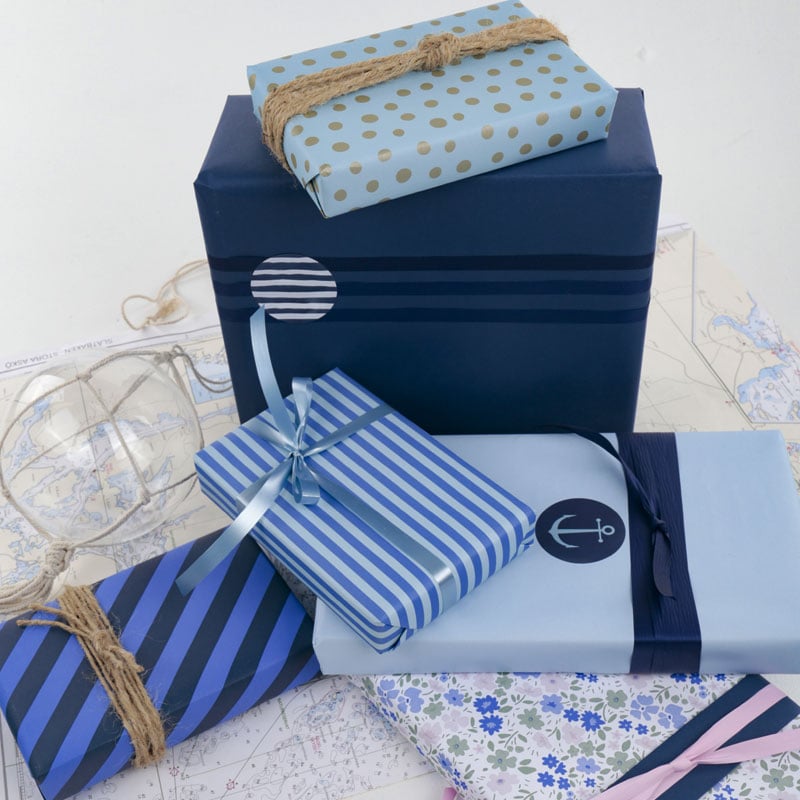 Presentpapper Miami Blue Gold Dots - 6