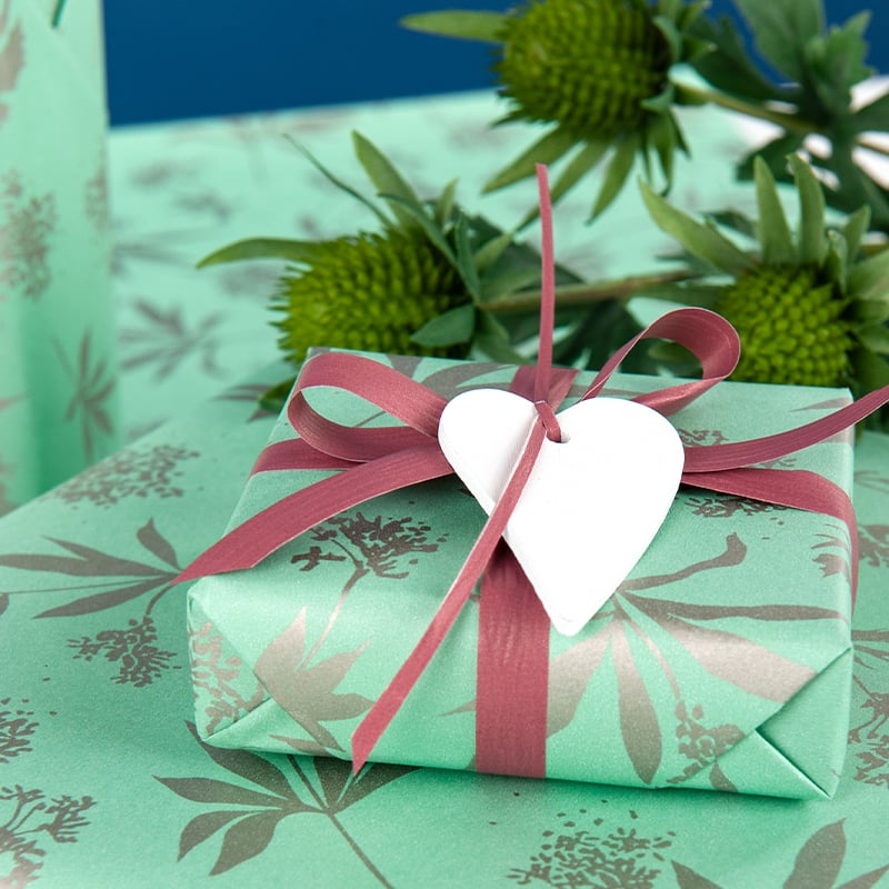 Presentpapper Lilia UTFÖRSÄLJNING - 2