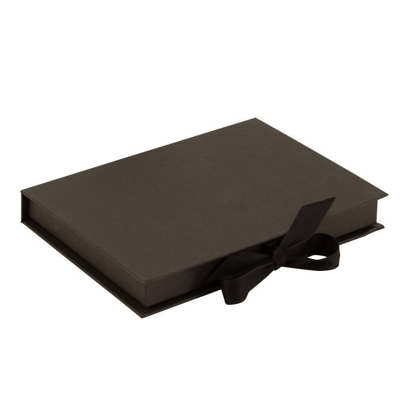 Presentkortsask svart med sidenband - 1