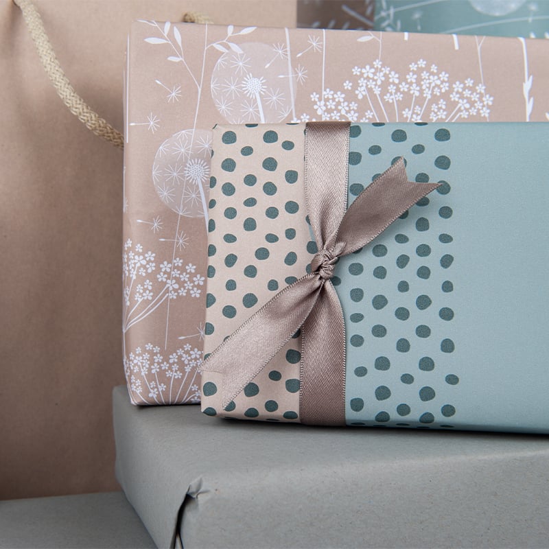 Presentpapper Half Dots Blue - 3